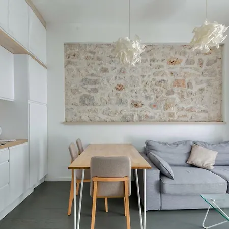 Διαμέρισμα Available And Secure - With Balcony In The Golden Square Νίκαια